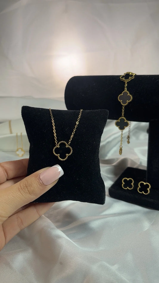 Aesthetica Clover Set's