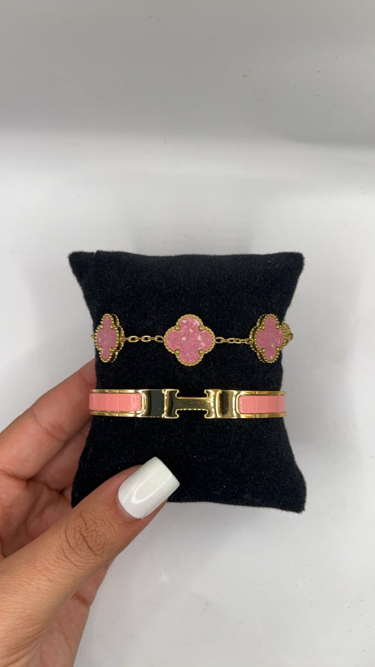 Aesthetic Ensemble Rosa